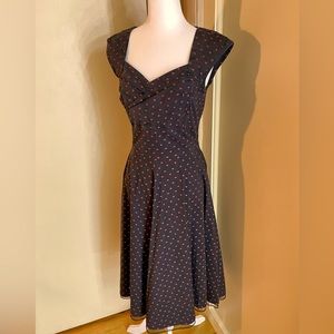Muxxn Swing Dress S polka dot, pin up, vintage style, flare skirt, cap sleeve